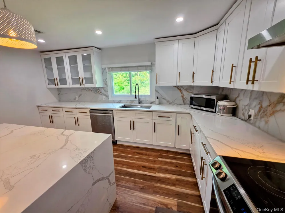 84 W Pine Road Staatsburg, NY 12580