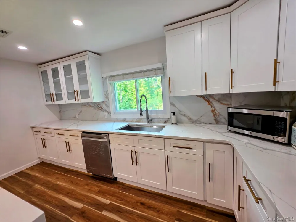 84 W Pine Road Staatsburg, NY 12580