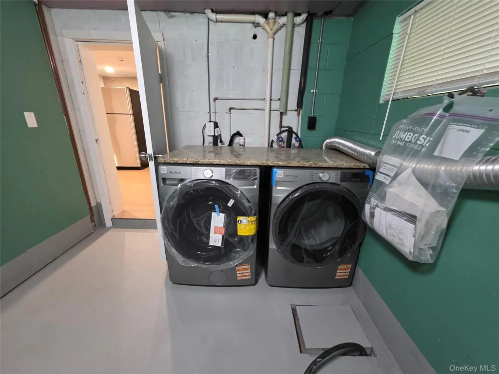 84 W Pine Road Staatsburg, NY 12580