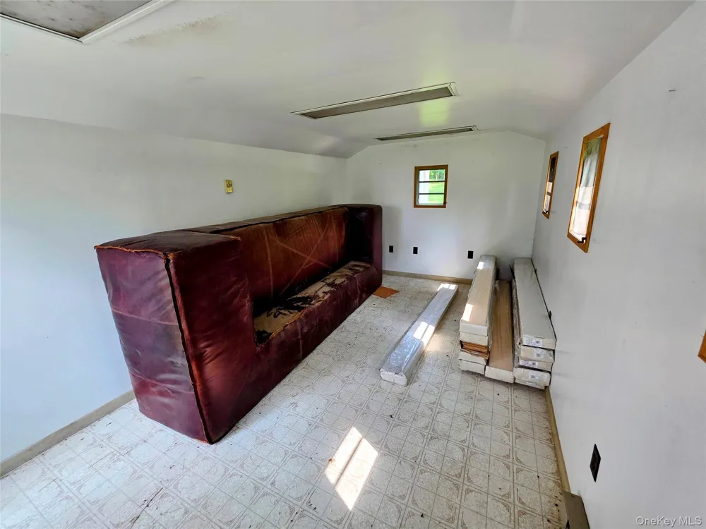 84 W Pine Road Staatsburg, NY 12580