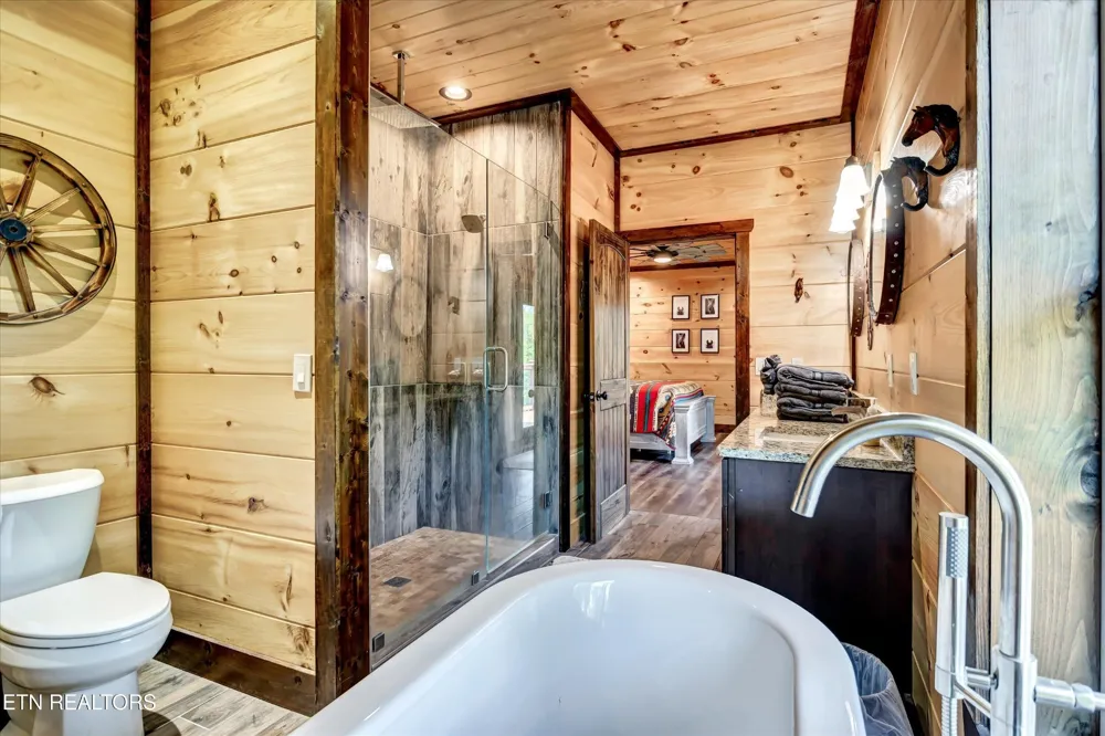809 Wattle Blossom Way Gatlinburg, TN 37738