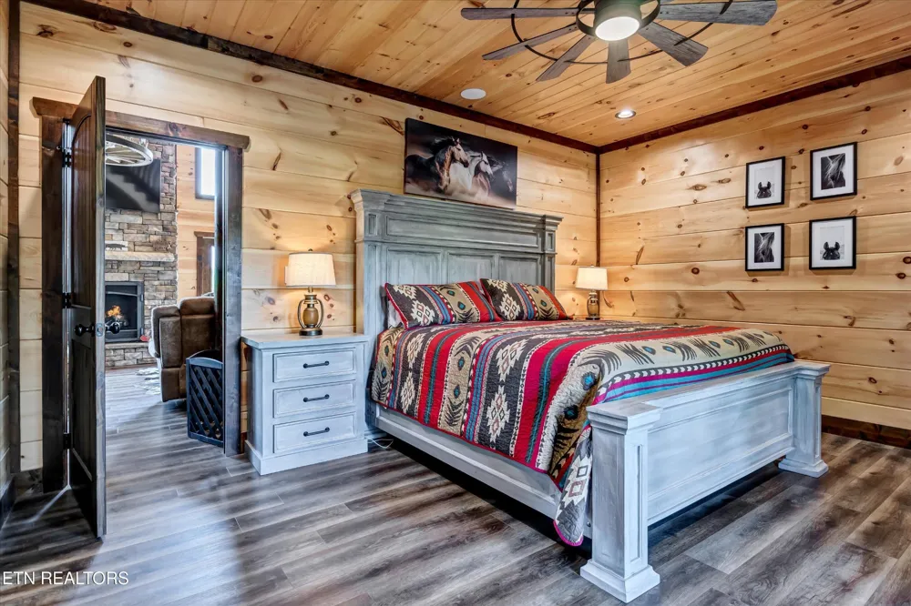 809 Wattle Blossom Way Gatlinburg, TN 37738
