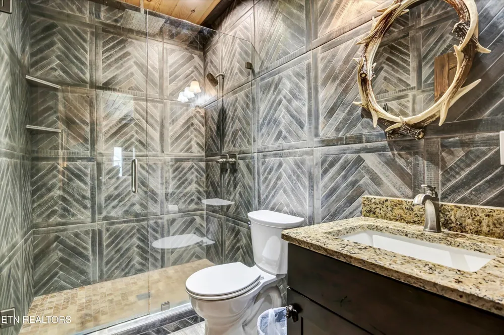 809 Wattle Blossom Way Gatlinburg, TN 37738