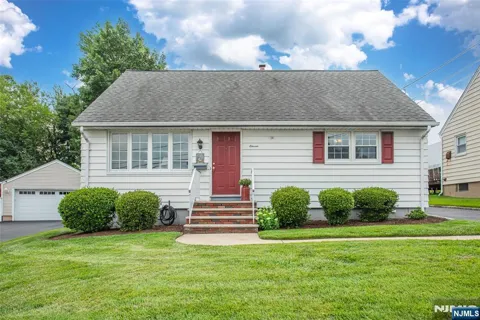 11 Susan Court