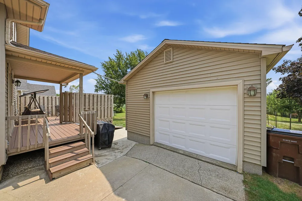 9161 Austin Road Saline, MI 48176