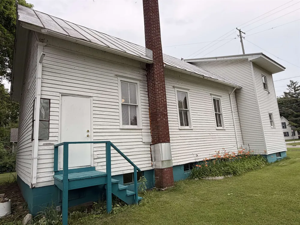 1117 Michigan Avenue Alma City, MI 48801
