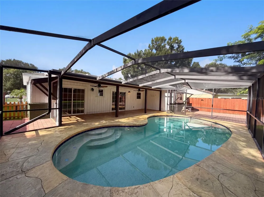 7233 THOMAS JEFFERSON CIRCLE W Bartow, FL 33830