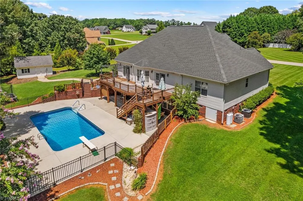 276 Falcon Crest Lane Salisbury, NC 28147