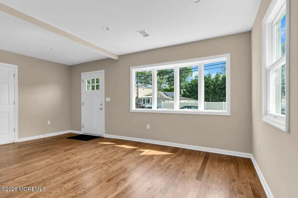 18 Maple Avenue Eatontown, NJ 07724