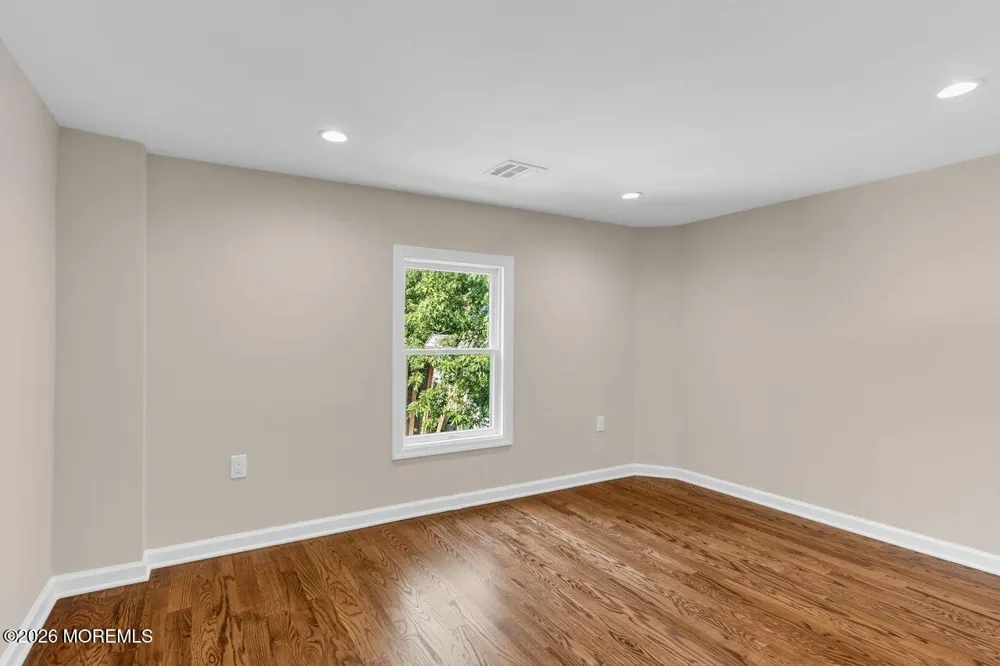 18 Maple Avenue Eatontown, NJ 07724