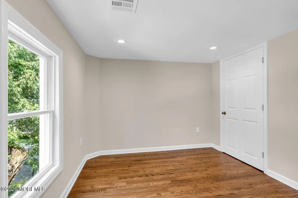 18 Maple Avenue Eatontown, NJ 07724