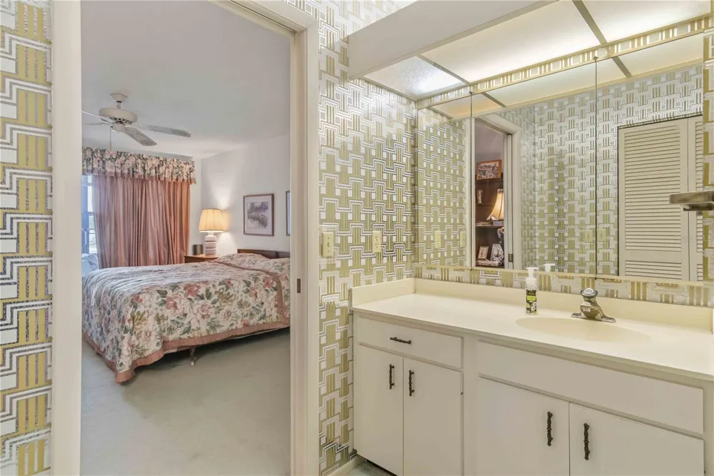 514 SPRING LAKES BOULEVARD Bradenton, FL 34210