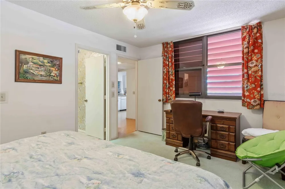 514 SPRING LAKES BOULEVARD Bradenton, FL 34210