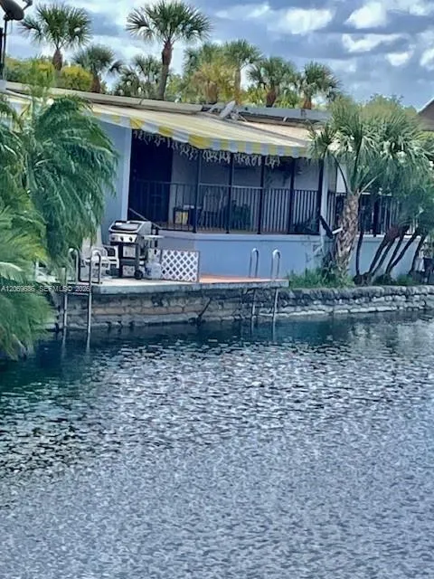 6364 Milk Wagon Ln #6364 Miami Lakes, FL 33014