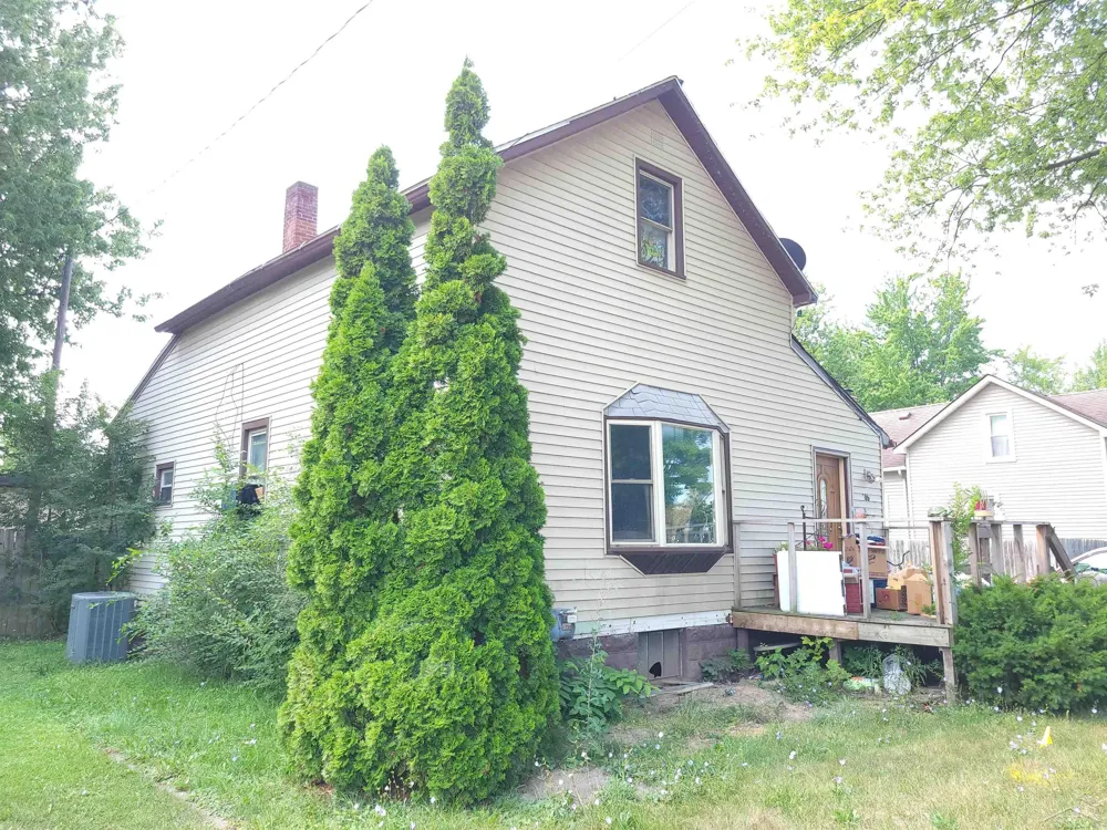 605 W Jenny Street Bay City City, MI 48706