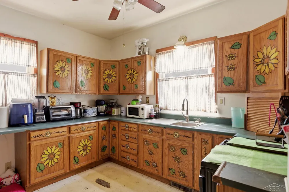 605 W Jenny Street Bay City City, MI 48706