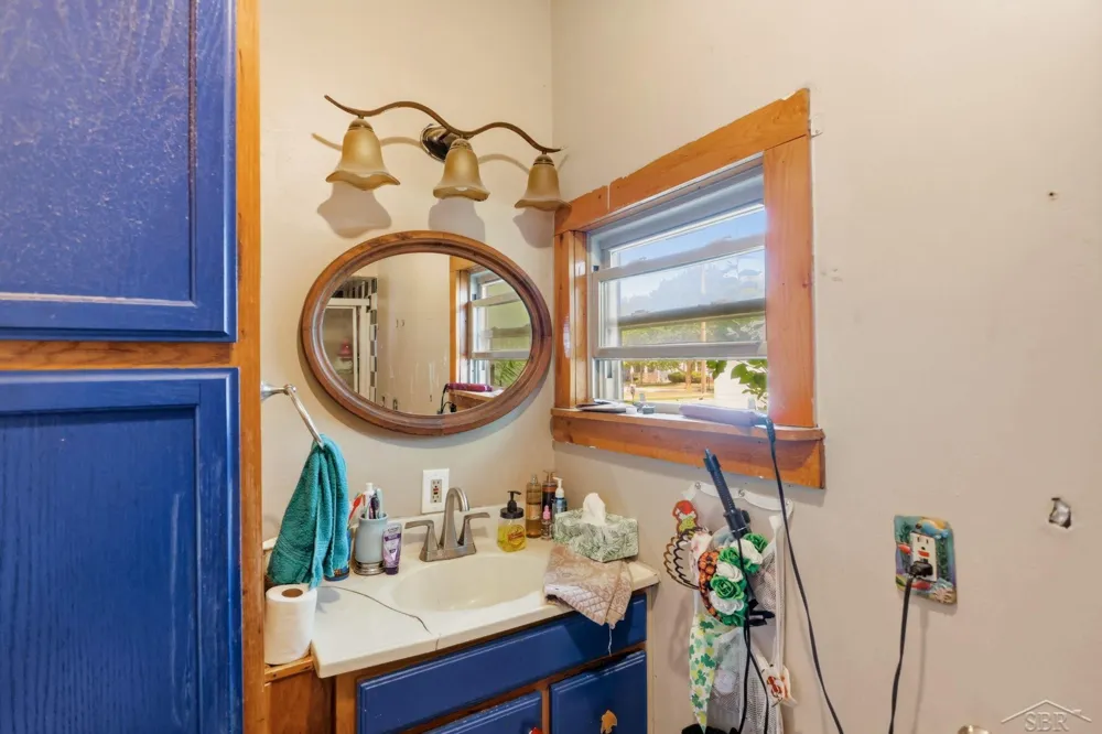 605 W Jenny Street Bay City City, MI 48706