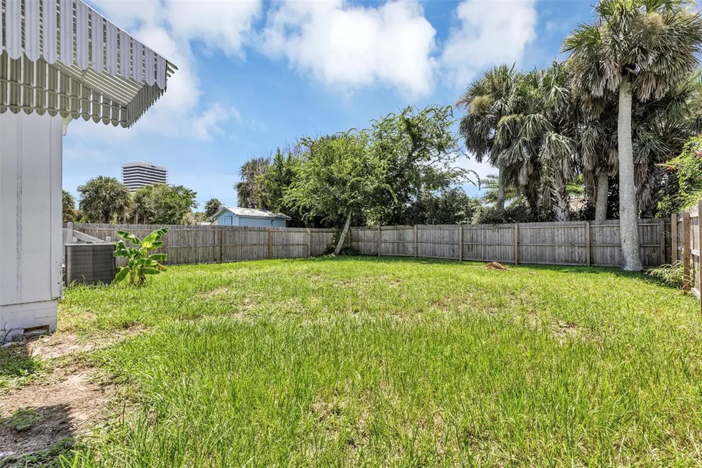 332 WILLIAMS AVENUE Daytona Beach, FL 32118
