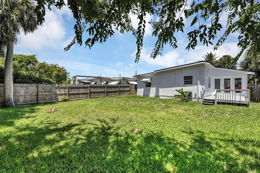332 WILLIAMS AVENUE Daytona Beach, FL 32118