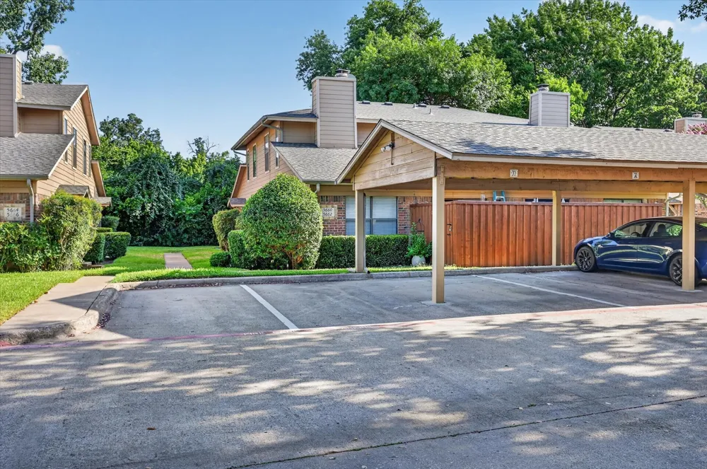 5662 Cedar Creek Drive Benbrook, TX 76109
