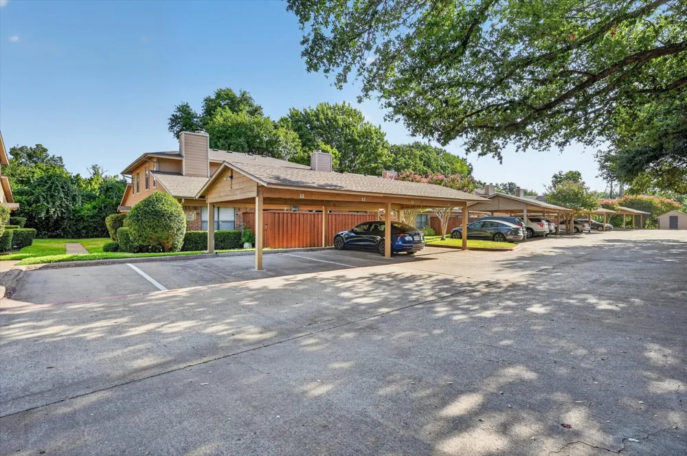 5662 Cedar Creek Drive Benbrook, TX 76109