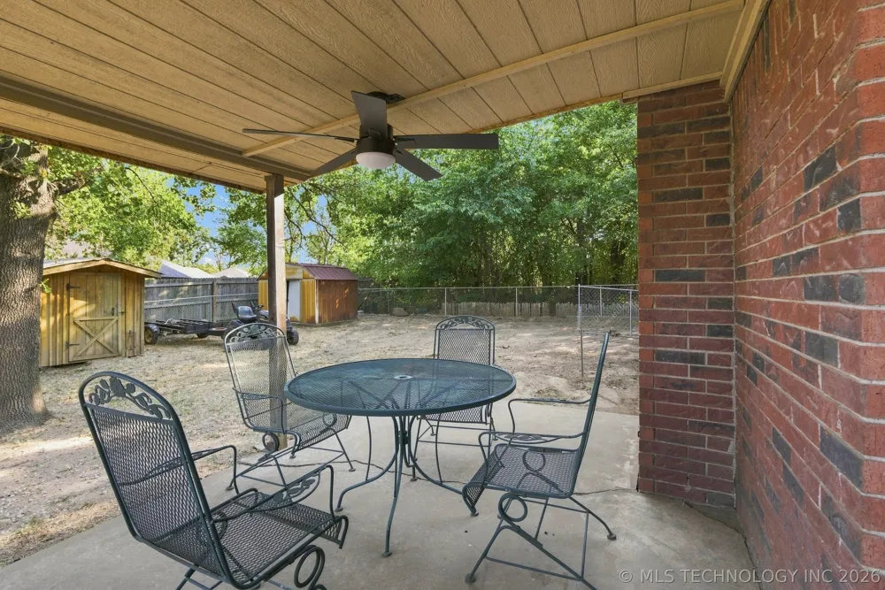 583 Gibson Place Mannford, OK 74044