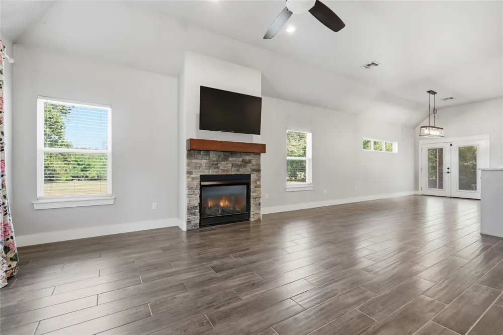 101 Woodview Lane Sapulpa, OK 74066