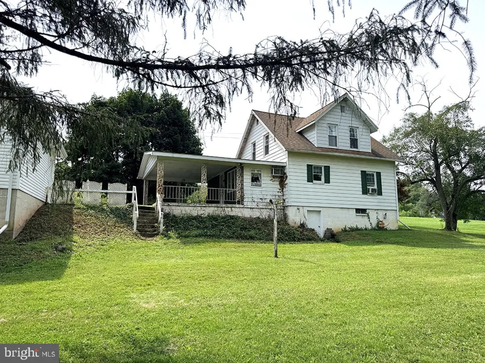 6620 SPRING ROAD Shermans Dale, PA 17090