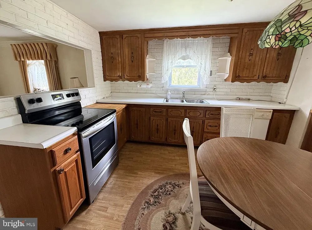 6620 SPRING ROAD Shermans Dale, PA 17090
