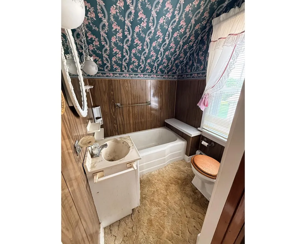 6620 SPRING ROAD Shermans Dale, PA 17090