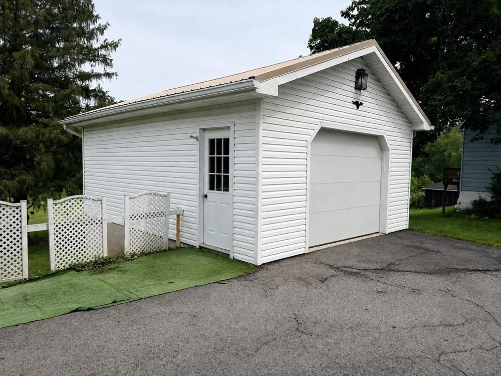 6620 SPRING ROAD Shermans Dale, PA 17090