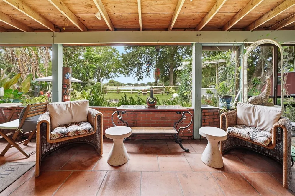 517 LINDA LANE Melbourne, FL 32935