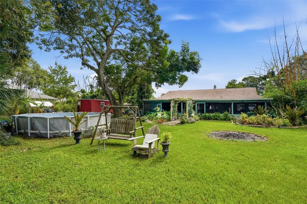 517 LINDA LANE Melbourne, FL 32935