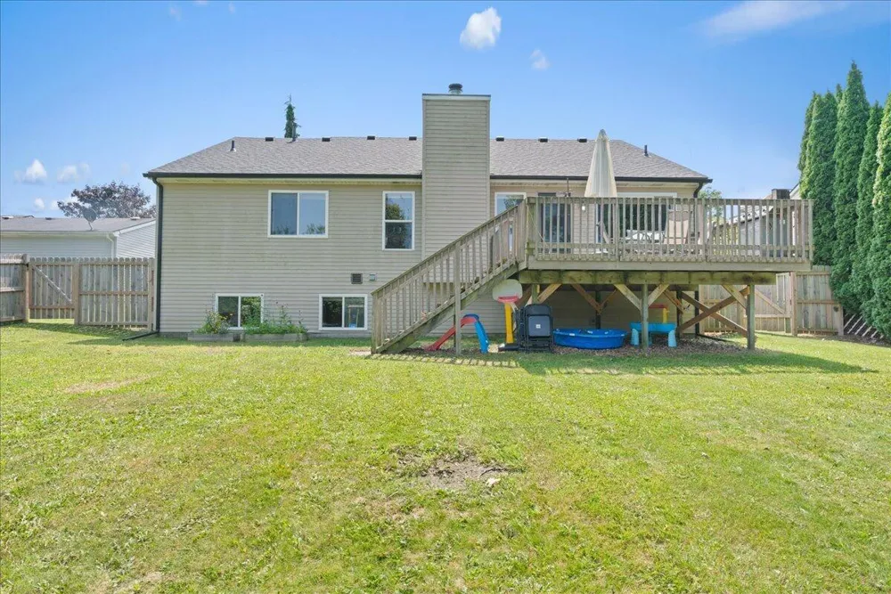 603 Cattail Lane Pinckney Village, MI 48169
