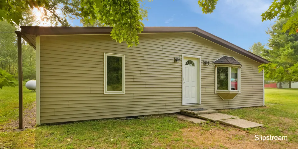 1401 S Miner Road Crystal, MI 48818