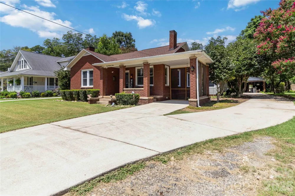 112 Pressley Street Clover, SC 29710
