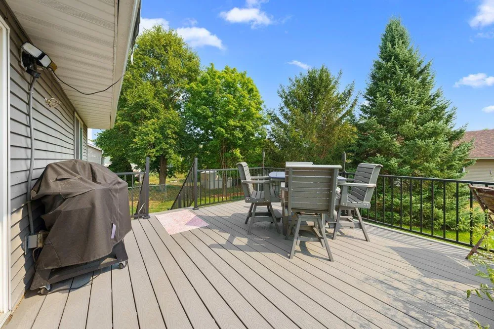 735 Laura Street Prescott, WI 54021