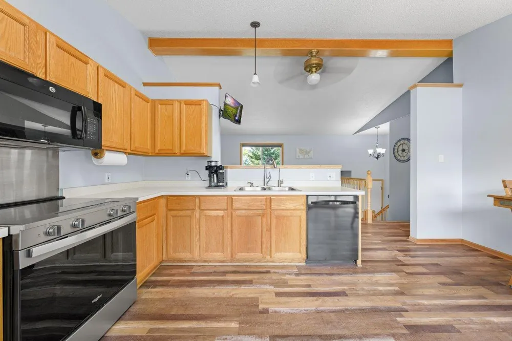 735 Laura Street Prescott, WI 54021
