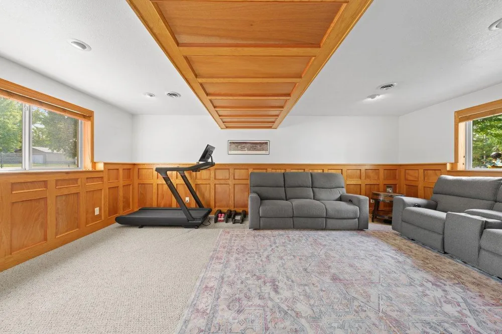 735 Laura Street Prescott, WI 54021
