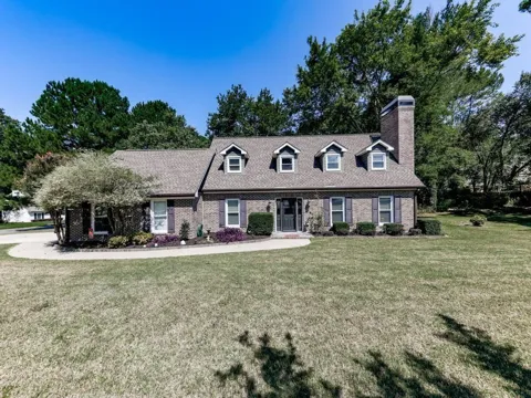 2200 Heritage Trace View