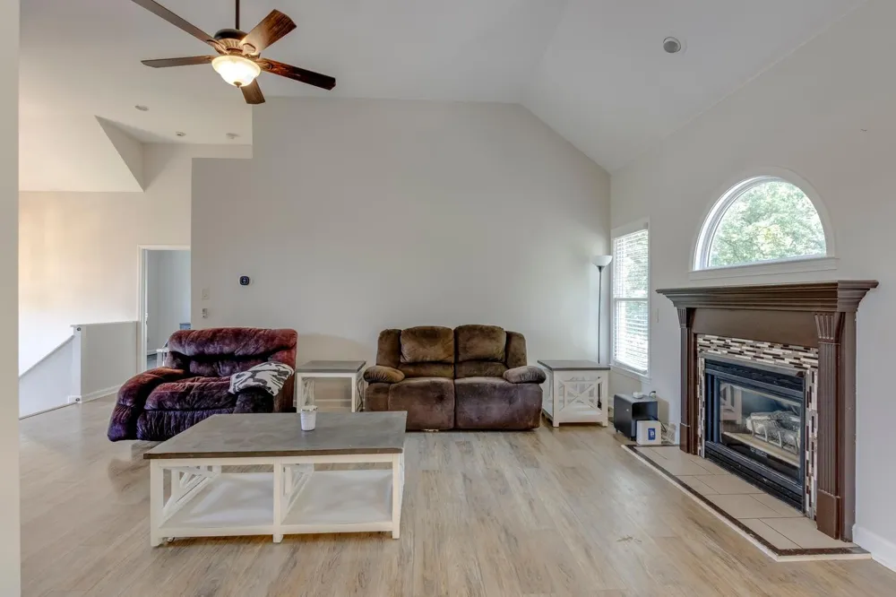 4900 Tulip Grove Ln Hermitage, TN 37076