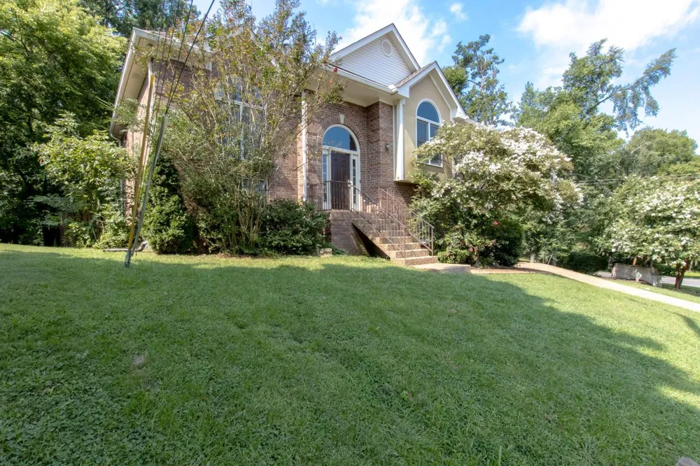 4900 Tulip Grove Ln Hermitage, TN 37076
