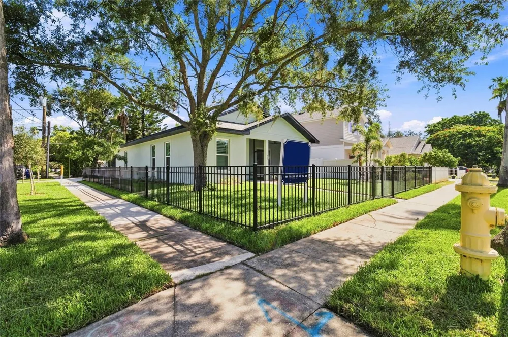 502 BELTREES STREET Dunedin, FL 34698