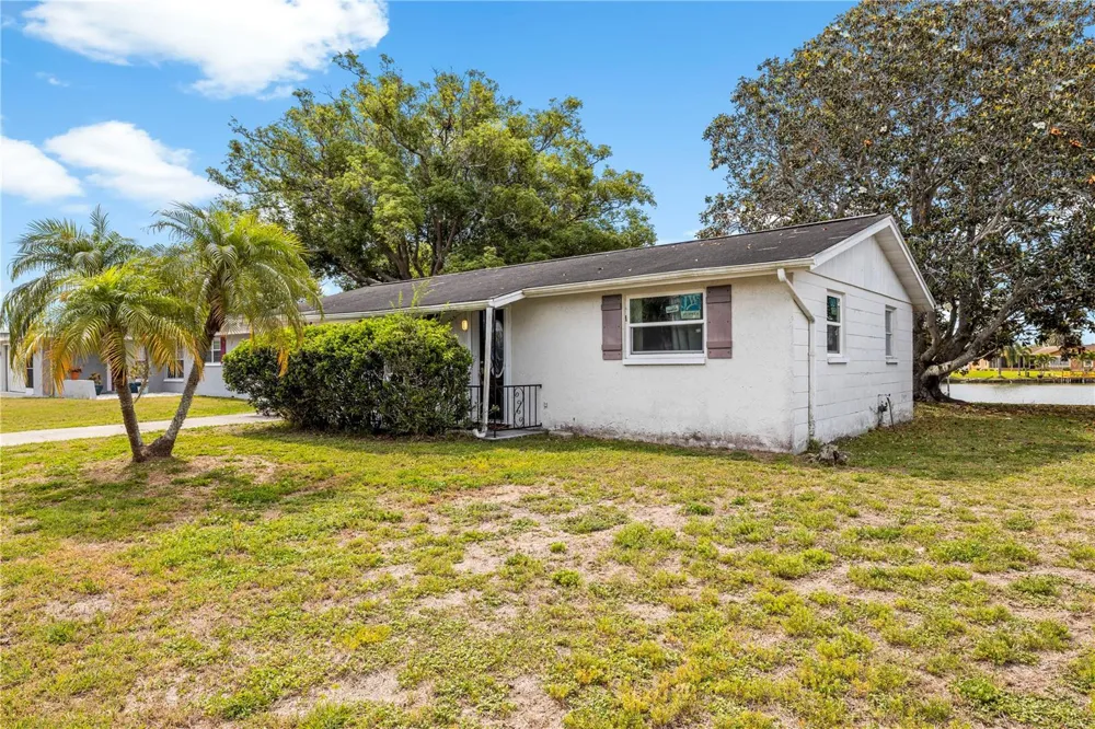 3510 WILSON DRIVE Holiday, FL 34691