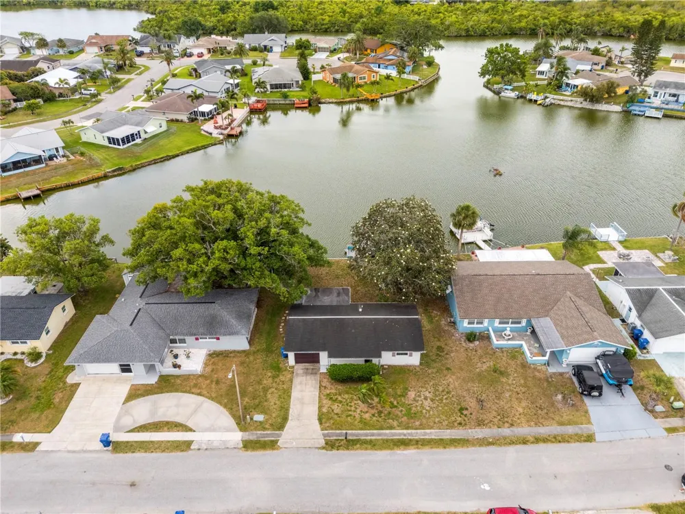 3510 WILSON DRIVE Holiday, FL 34691