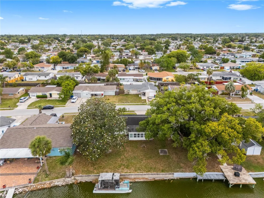 3510 WILSON DRIVE Holiday, FL 34691