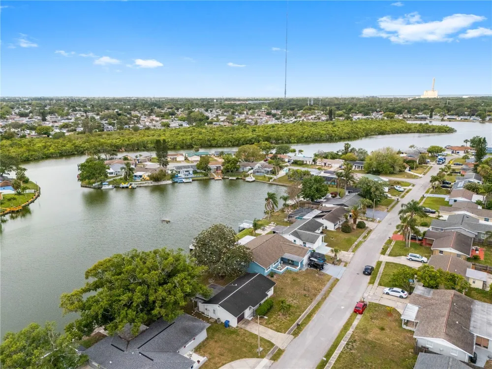 3510 WILSON DRIVE Holiday, FL 34691