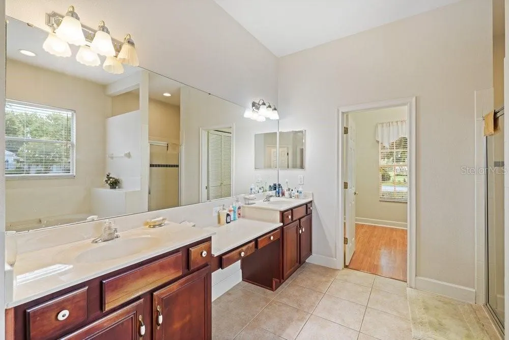 2019 CAPRI LANE Mount Dora, FL 32757