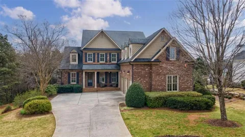 1405 Evergreen Park