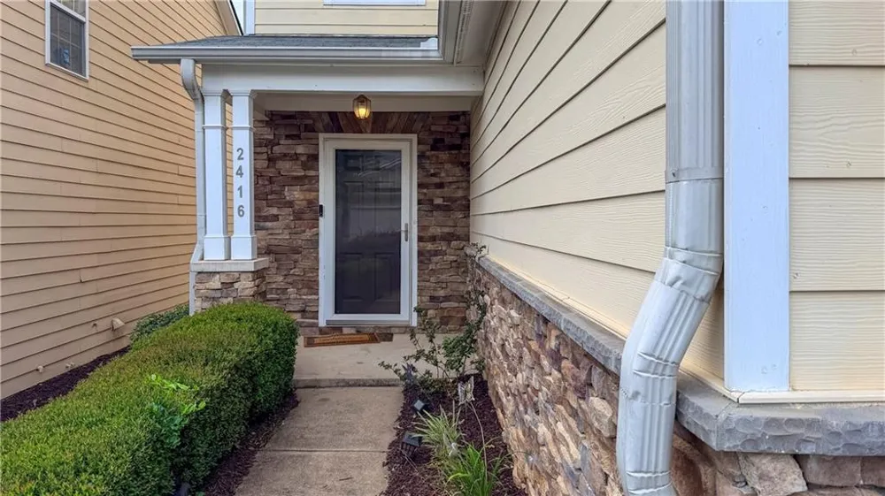 2416 Black Forest Drive Conyers, GA 30012